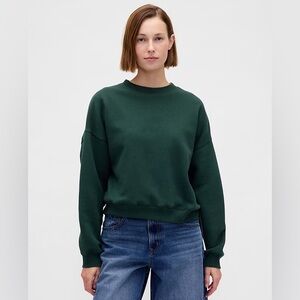 GAP VintageSoft Wedge CrewNeck Sweatshirt